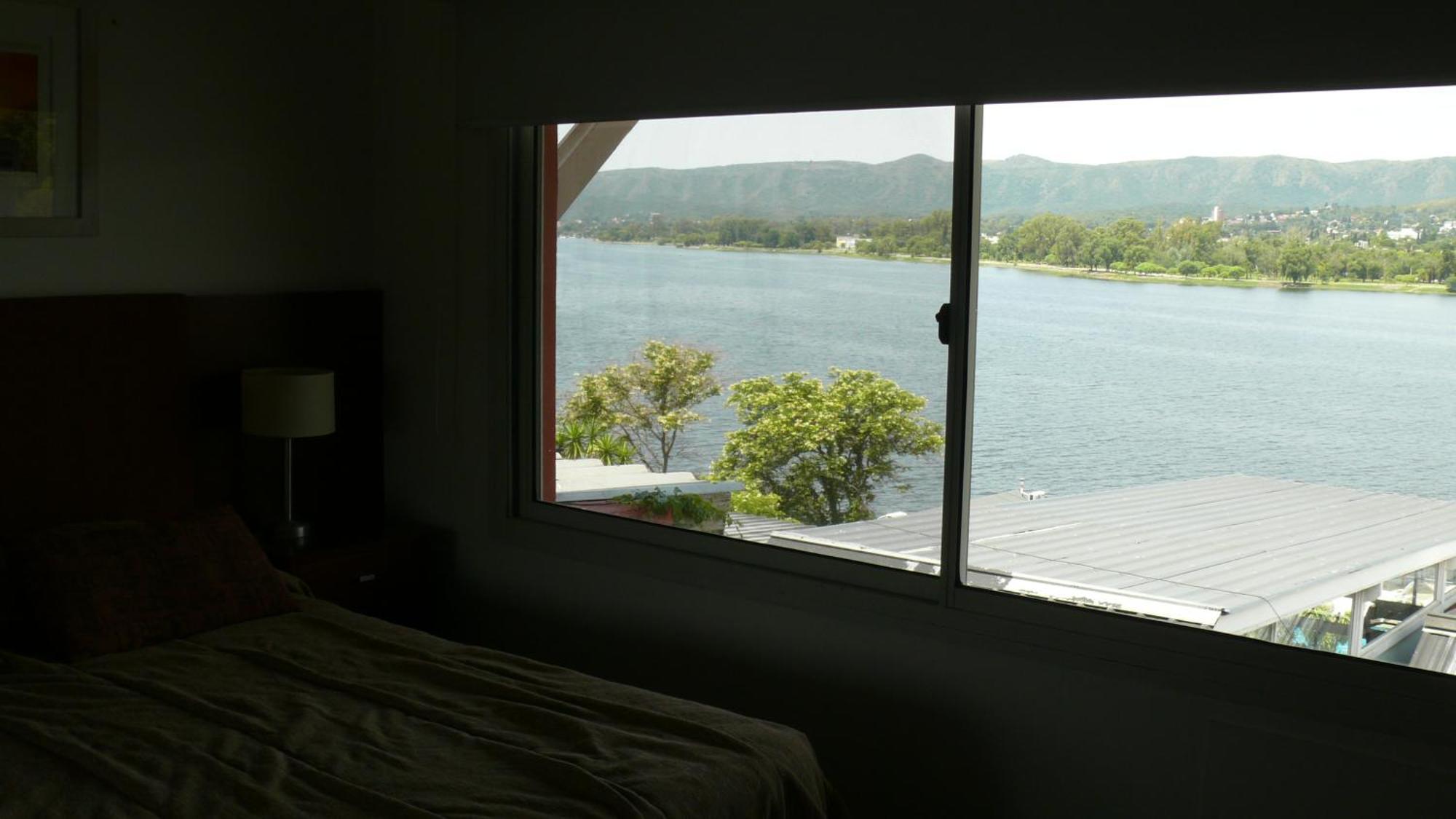 Lake Buenavista Apart Hotel & Suites Villa Carlos Paz Exterior photo